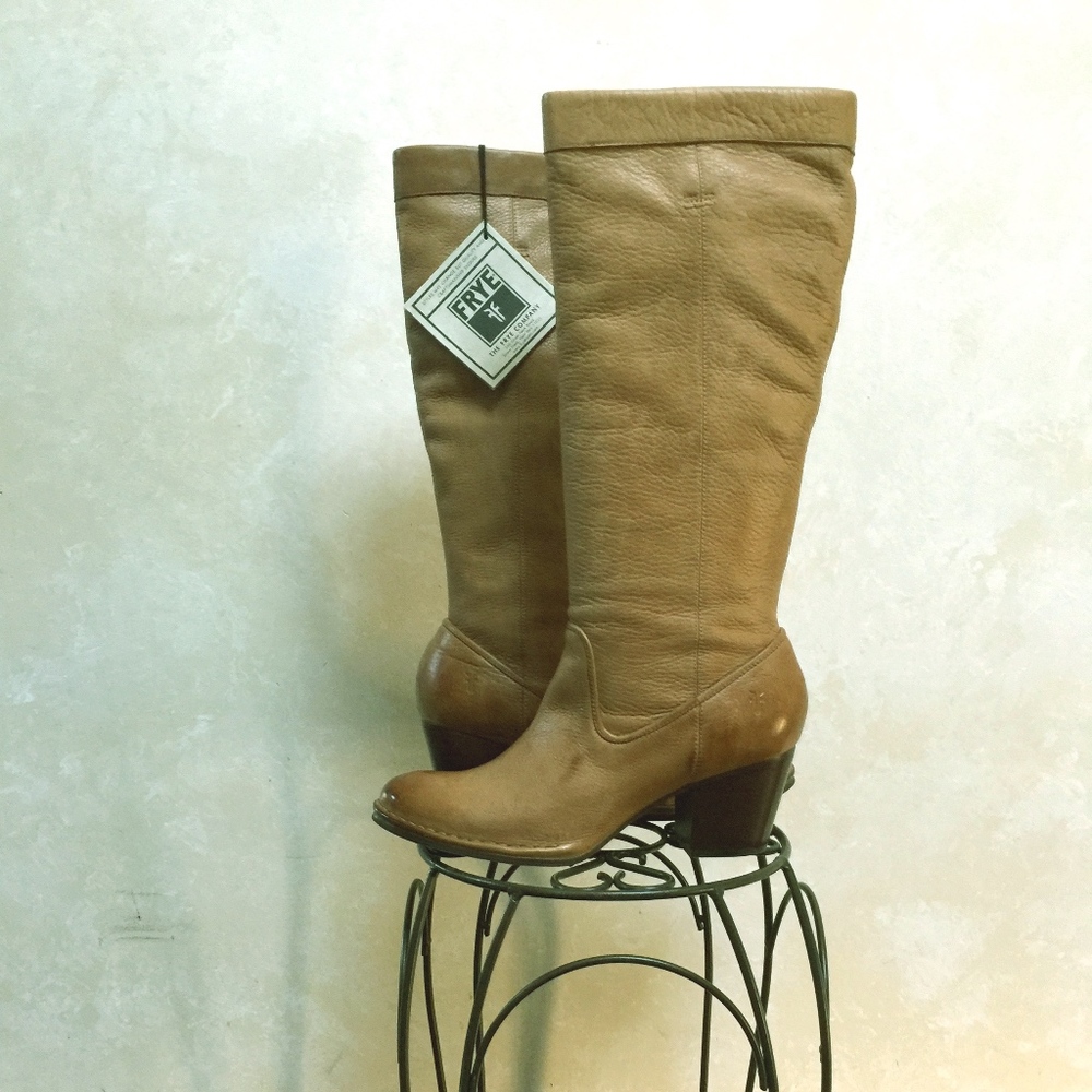 Women Rory Scrunch Boots by Frye size 11